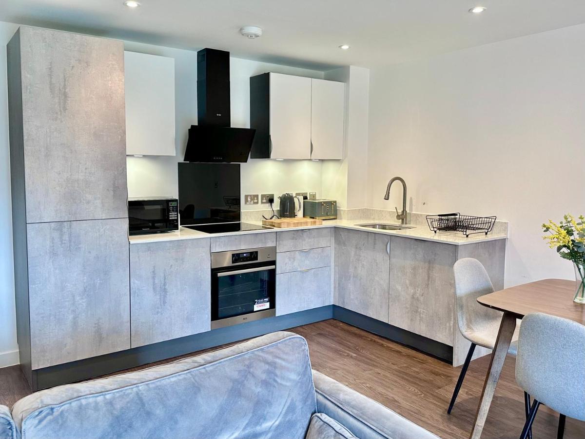 Icona 20 - City Centre Apartment Йорк Экстерьер фото